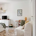 Hostmate - - Massarenti Daire